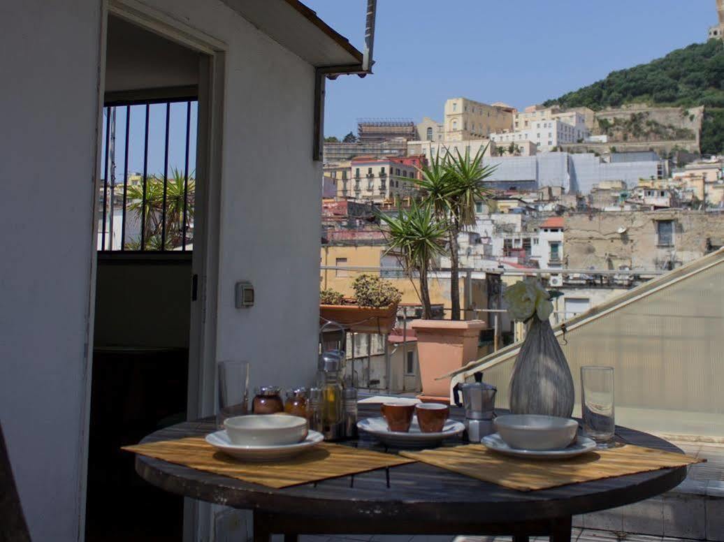 Hotel Sui Tetti Di Napoli Exterior foto